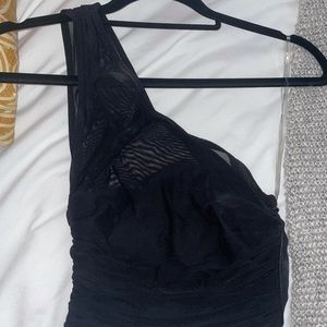 Super cute mesh off the shoulder crop top